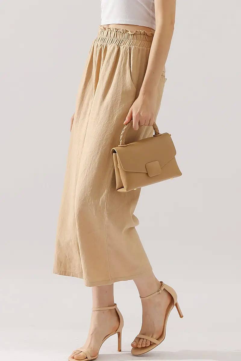 Easy Pull-On Linen Capri Pants