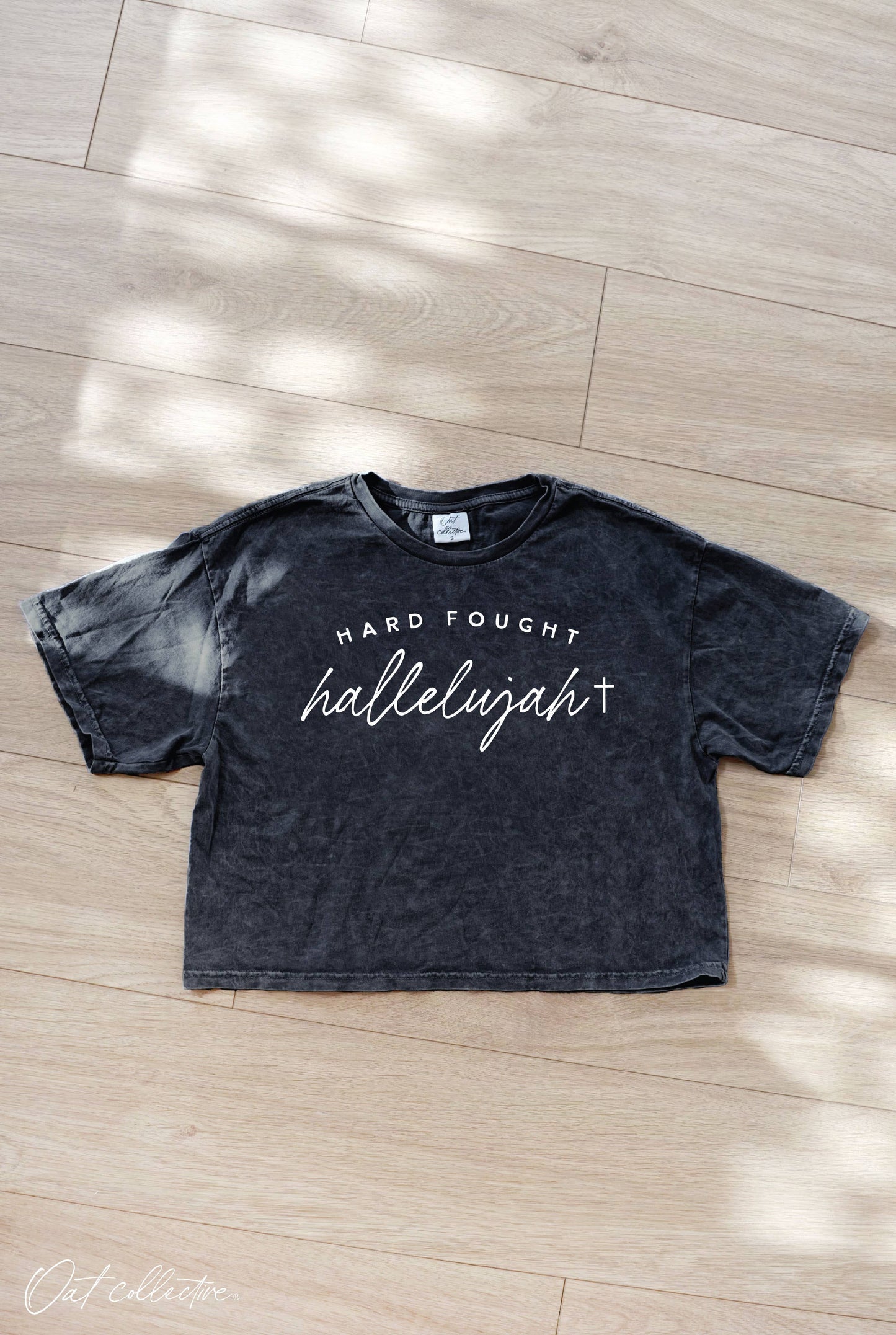 HARD FOUGHT HALLELUJAH Cropped Mineral Graphic Top