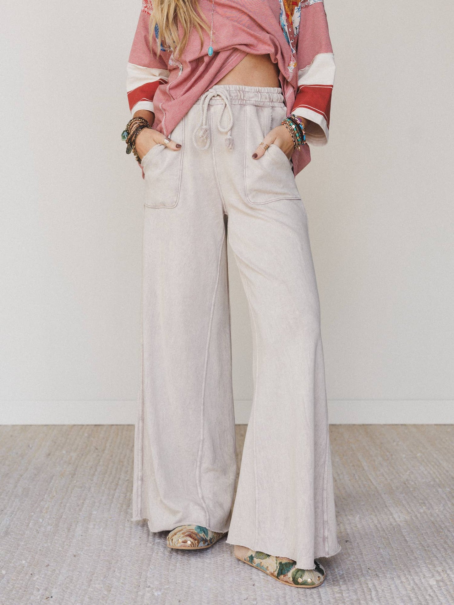 Relaxing Robin Wide Leg Pant - New Taupe 3BN