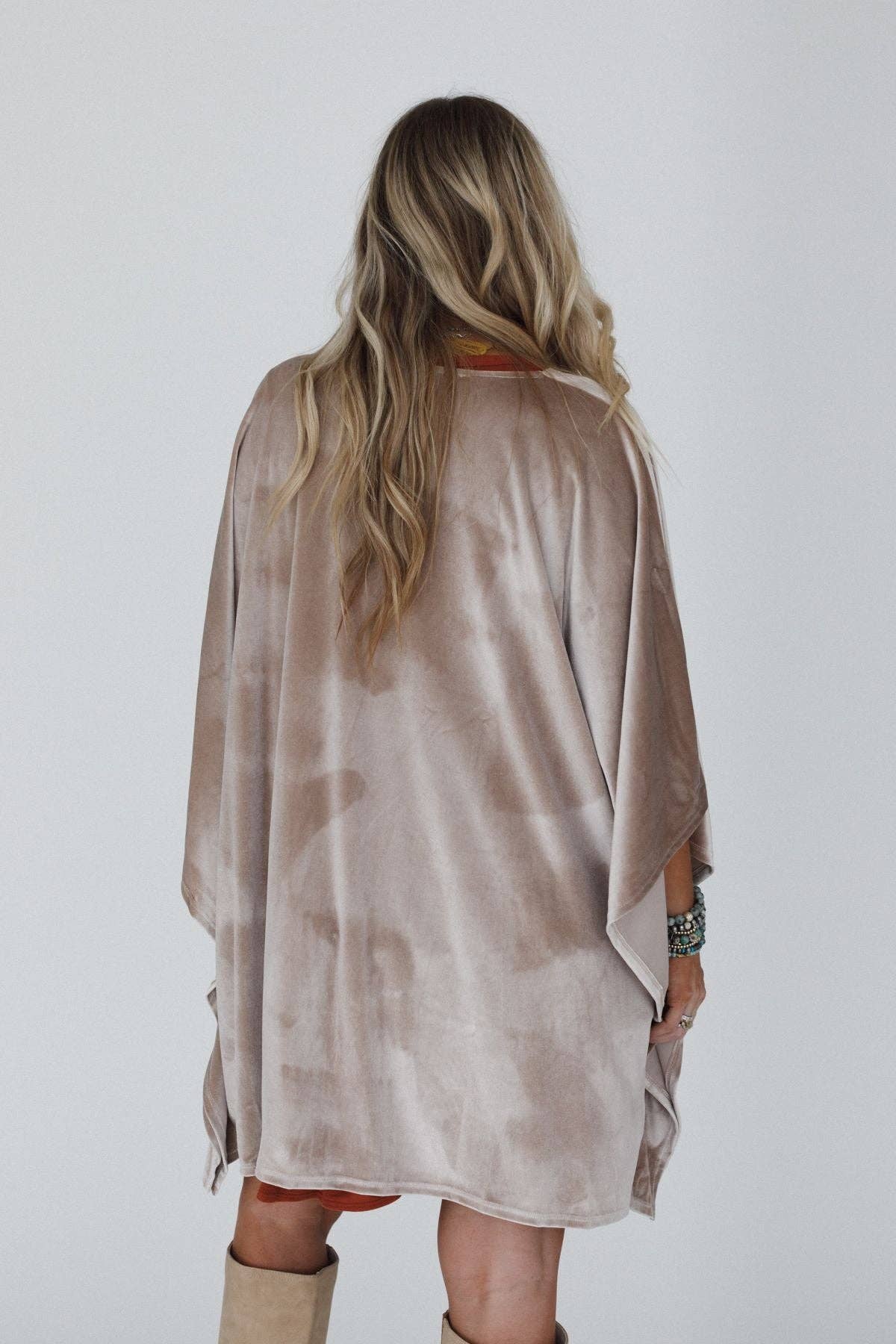 Savoy Velvet Kimono - Taupe 3BN