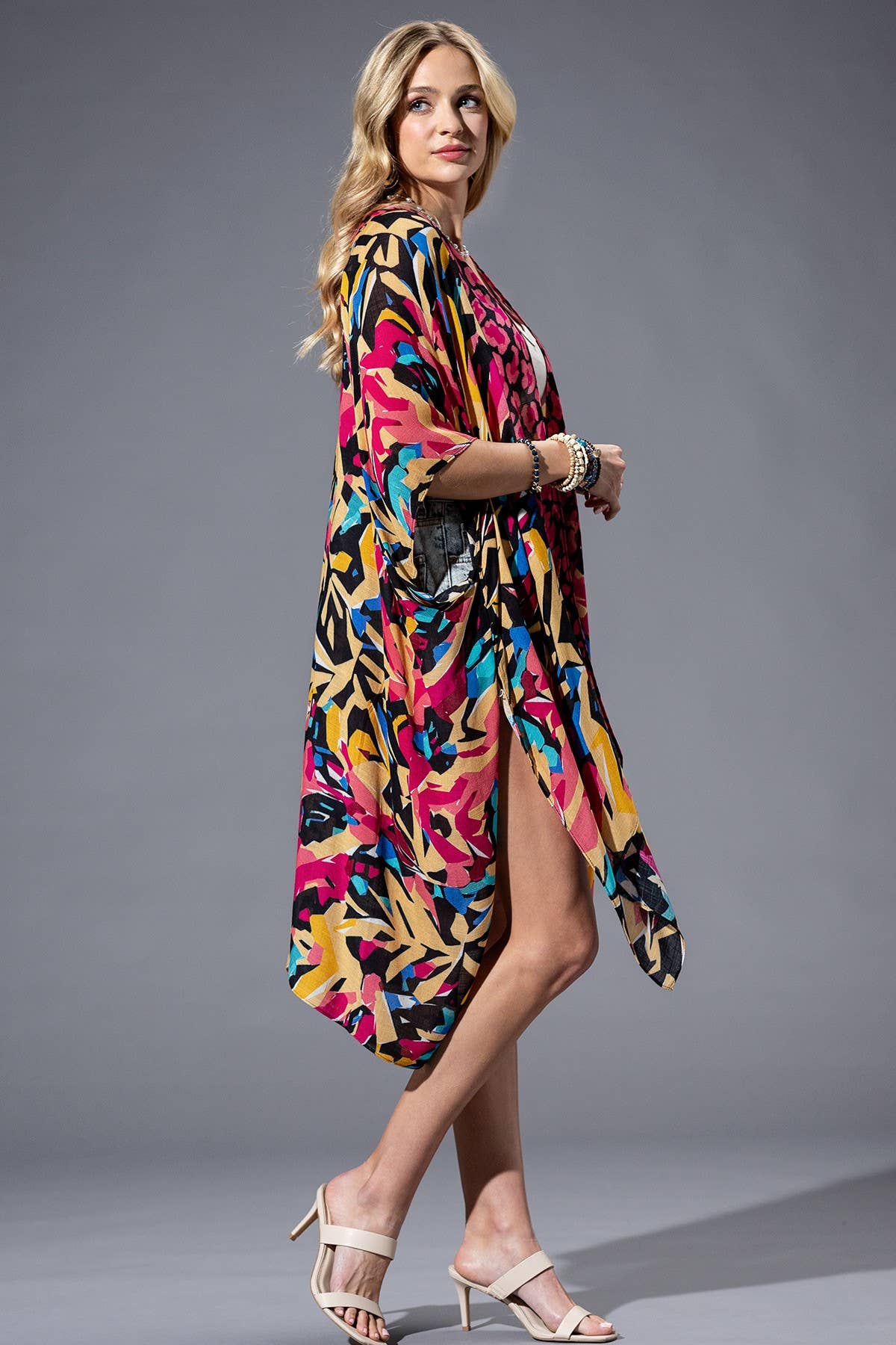 Abstract Bright Viscose Kimono